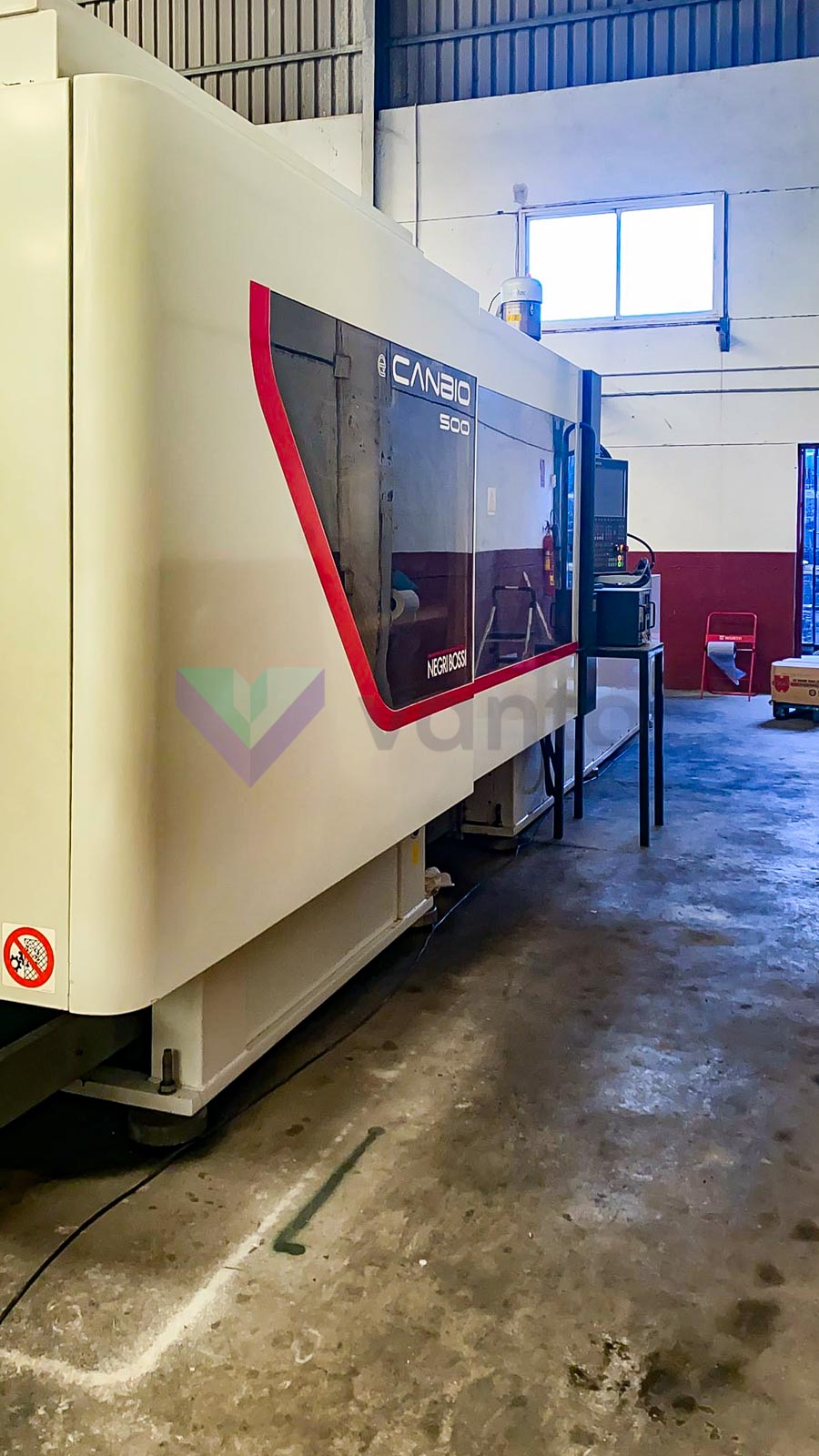 Máquina de moldeo por inyección de 500t NEGRI BOSSI CANBIO ST 500 - 4250 (2015) id10897